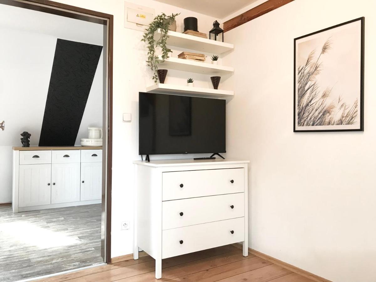 Pension Bernartice Экстерьер фото