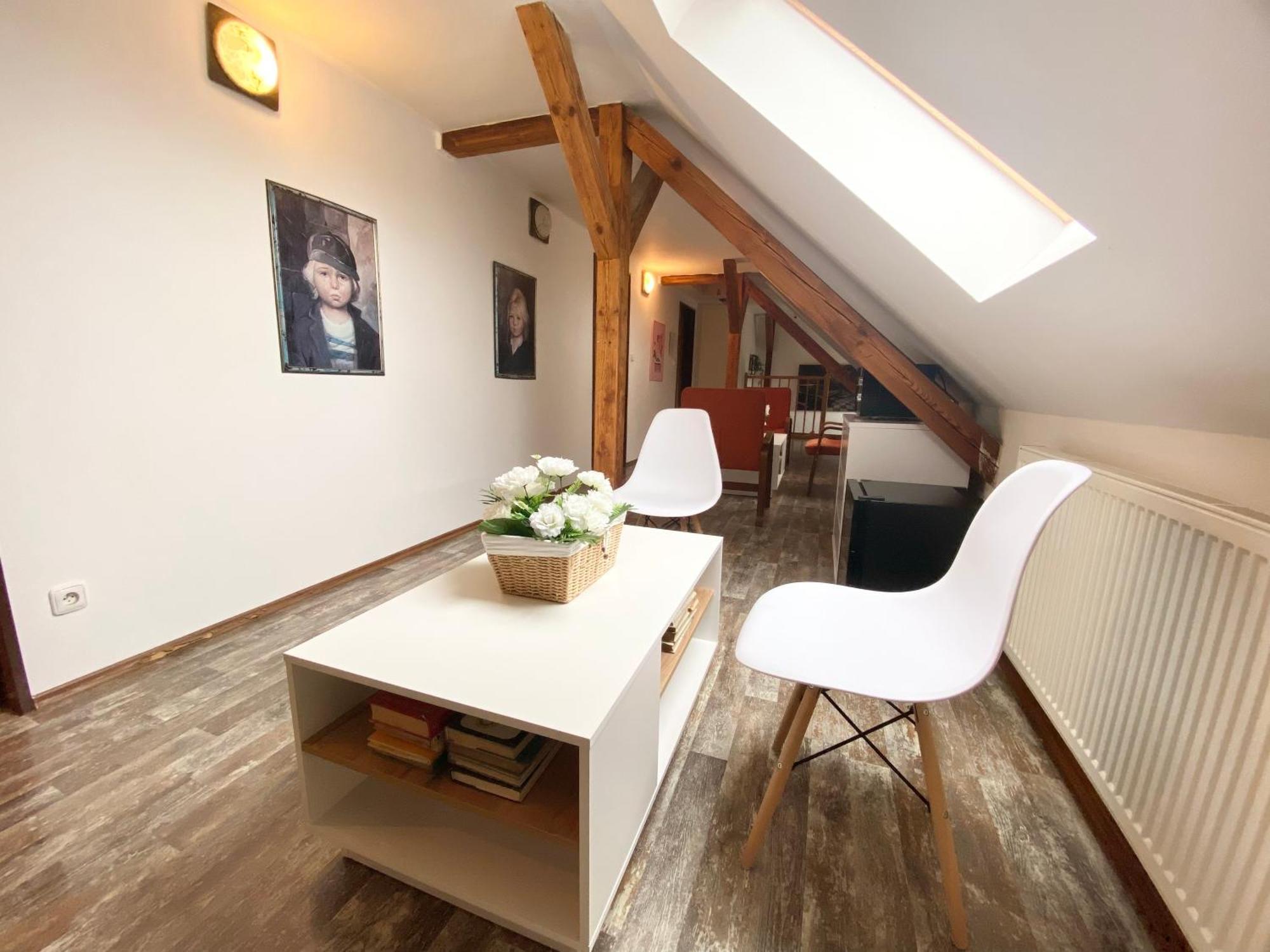 Pension Bernartice Экстерьер фото
